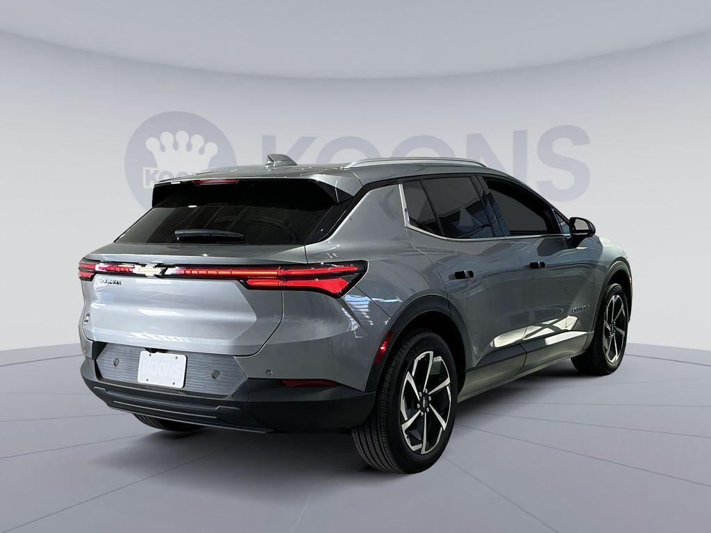 new 2026 Chevrolet Equinox EV car, priced at $32,243