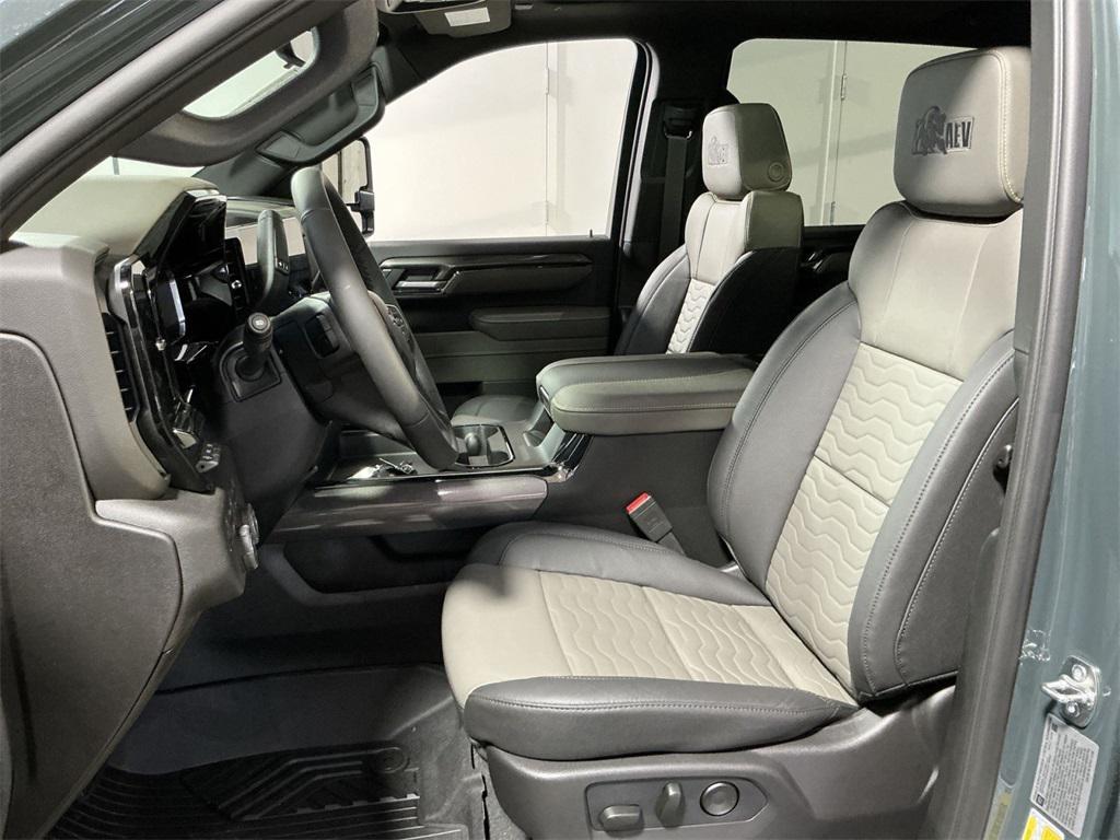 new 2026 Chevrolet Silverado 2500 car, priced at $80,104