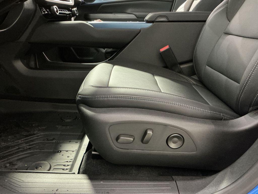 new 2026 Chevrolet Equinox EV car, priced at $30,261