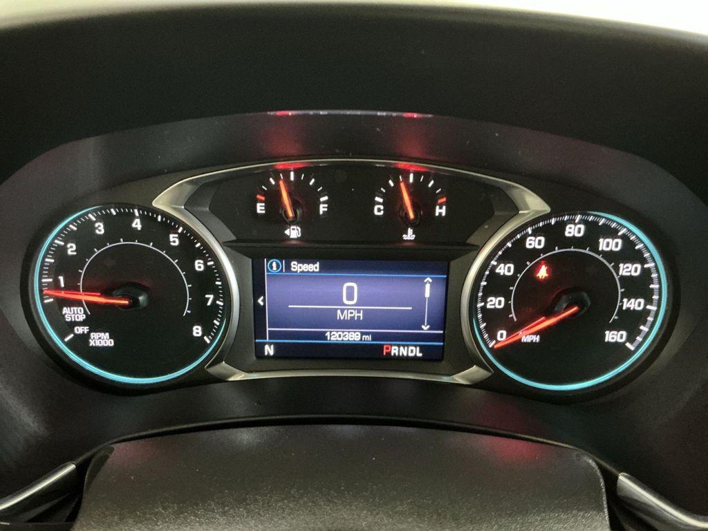 used 2021 Chevrolet Equinox car, priced at $15,300