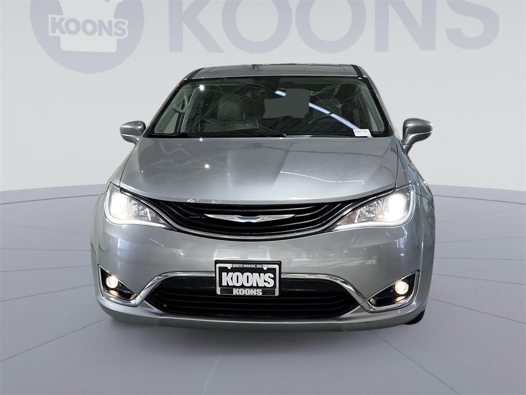 used 2017 Chrysler Pacifica Hybrid car, priced at $17,000