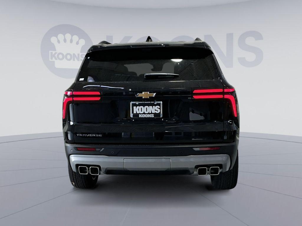 new 2026 Chevrolet Traverse car, priced at $48,129