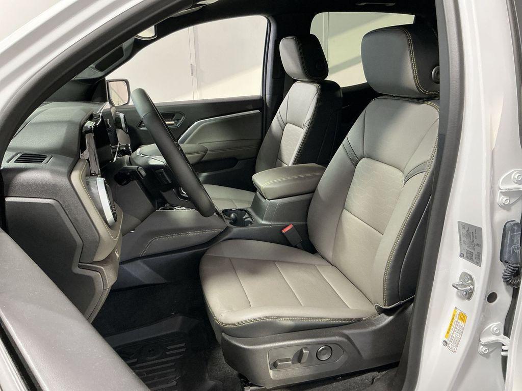 new 2026 Chevrolet Colorado car, priced at $49,184