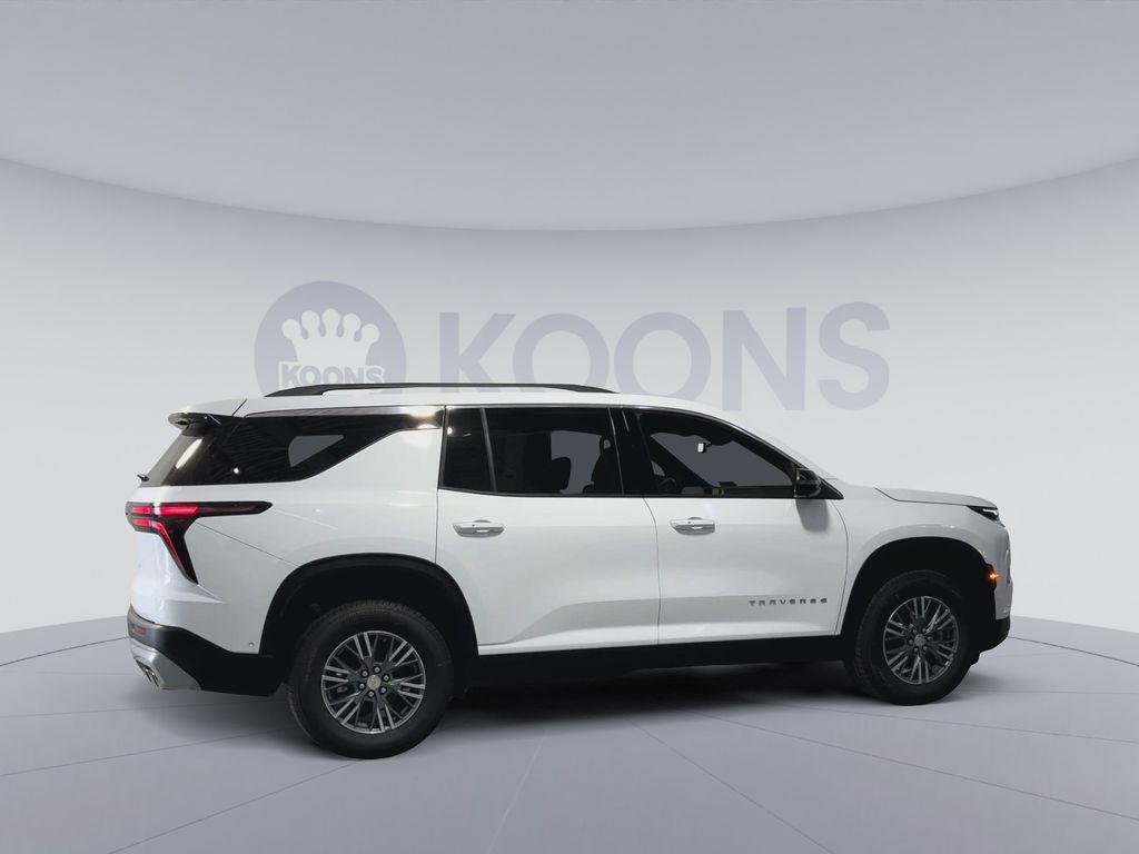 new 2026 Chevrolet Traverse car, priced at $42,079