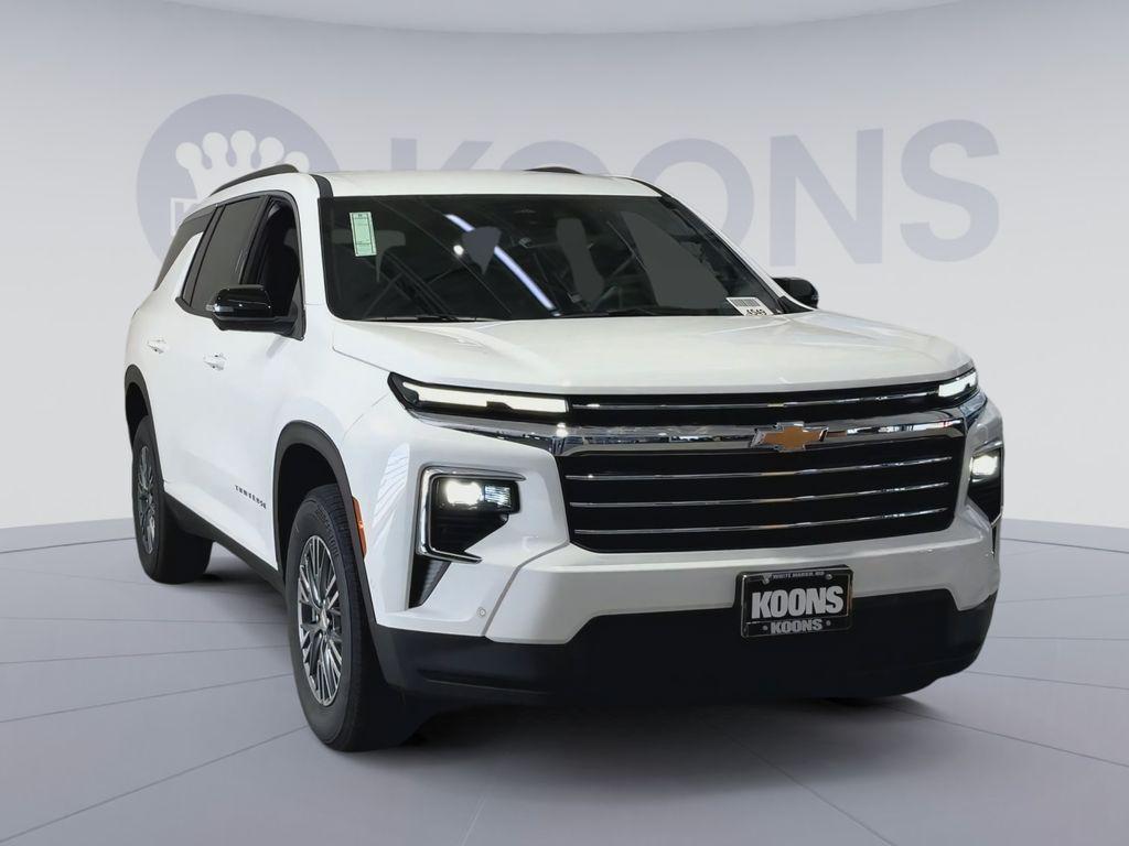 new 2026 Chevrolet Traverse car, priced at $42,079