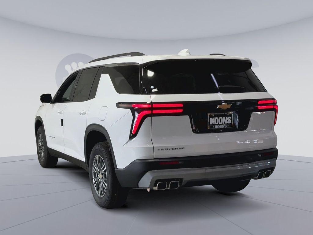 new 2026 Chevrolet Traverse car, priced at $42,079