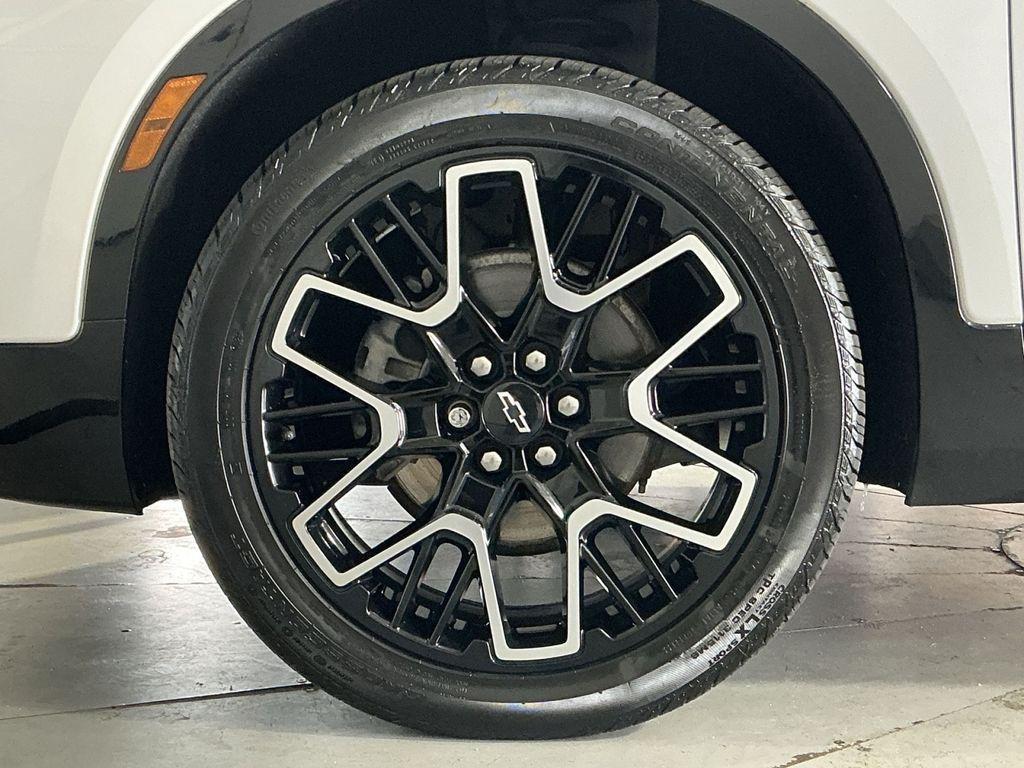 used 2023 Chevrolet Blazer car, priced at $30,000