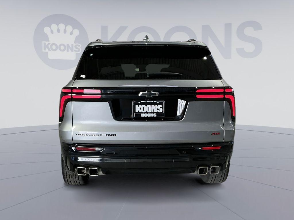 used 2024 Chevrolet Traverse car, priced at $48,000