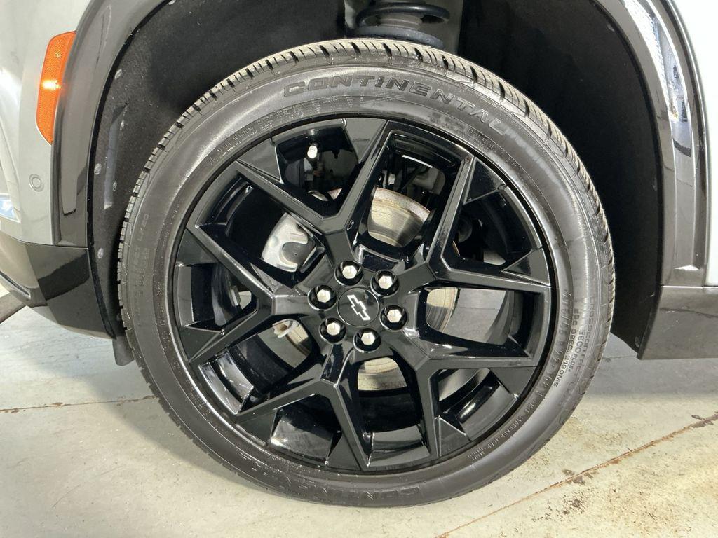 used 2024 Chevrolet Traverse car, priced at $48,000