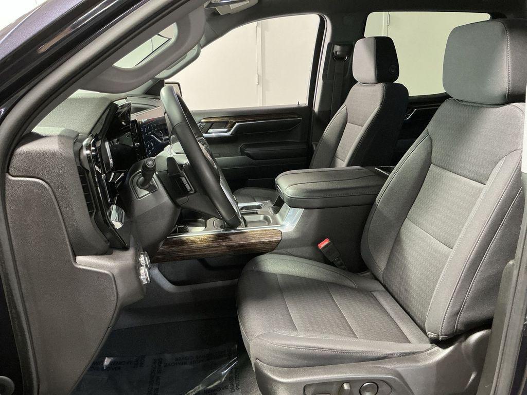 used 2023 GMC Sierra 1500 car, priced at $39,000