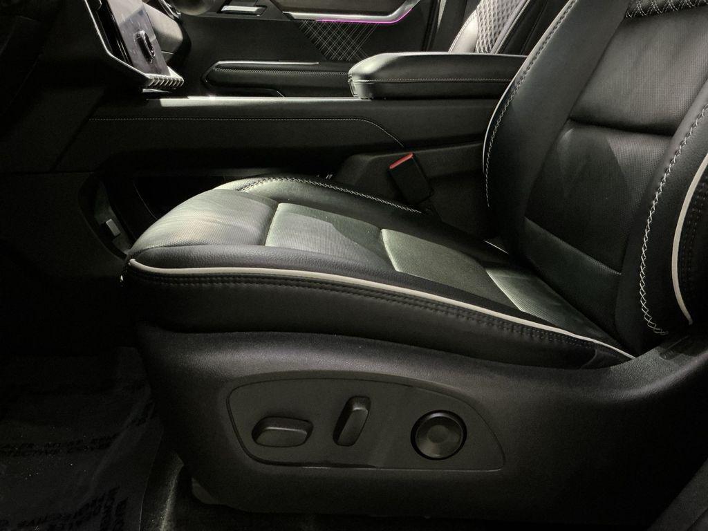used 2025 GMC Acadia car, priced at $49,800