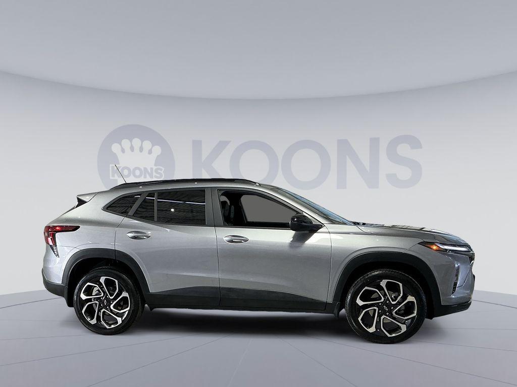 used 2025 Chevrolet Trax car, priced at $23,500