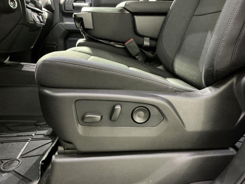 new 2026 Chevrolet Silverado 1500 car, priced at $44,087