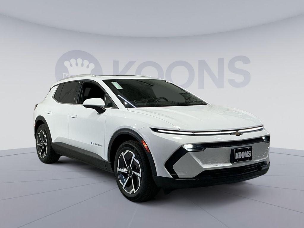 new 2026 Chevrolet Equinox EV car, priced at $31,121