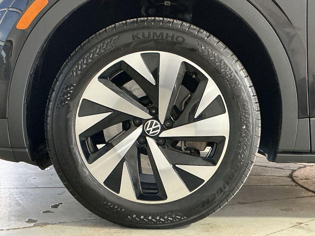 used 2023 Volkswagen ID.4 car, priced at $20,000