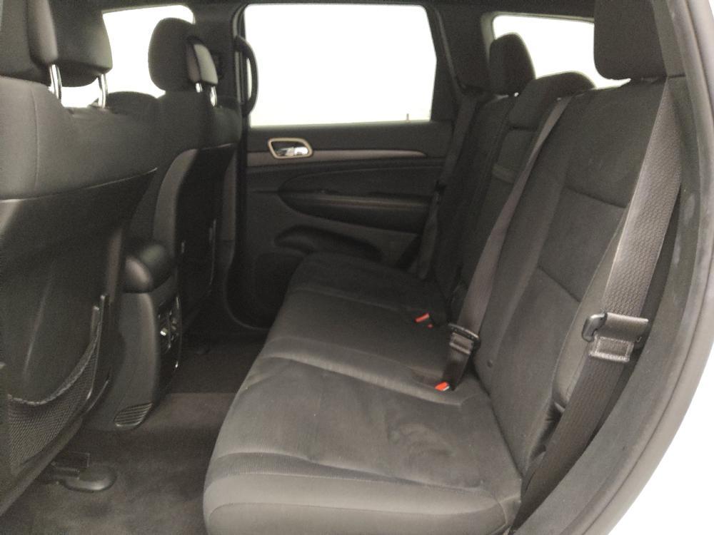 used 2016 Jeep Grand Cherokee car, priced at $18,095