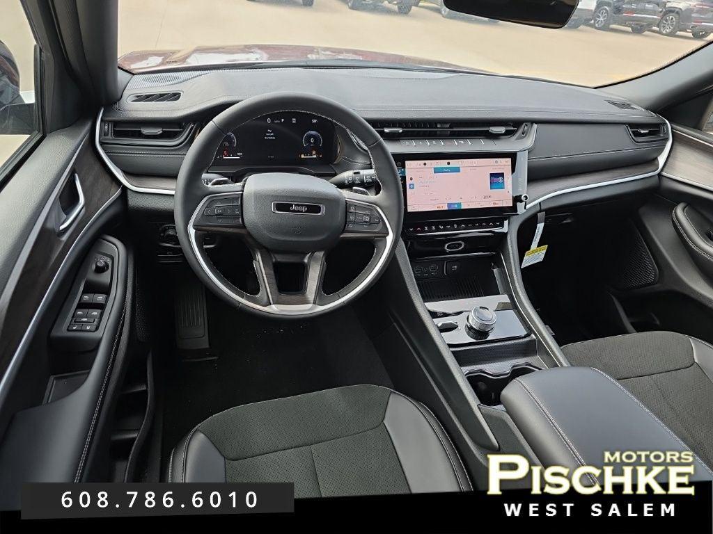 new 2026 Jeep Grand Cherokee car, priced at $45,885