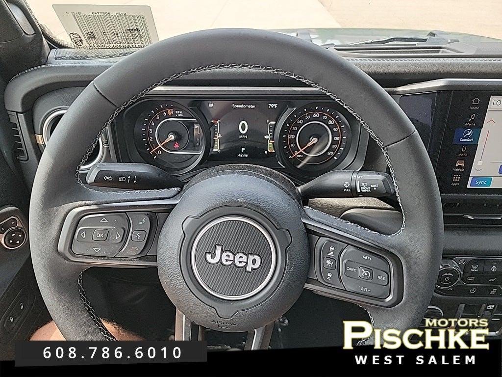 new 2025 Jeep Gladiator car, priced at $45,997