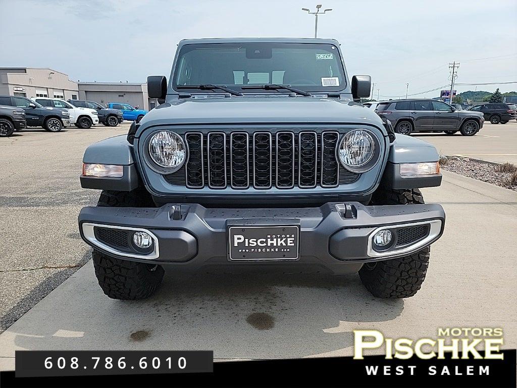 new 2025 Jeep Gladiator car, priced at $45,997