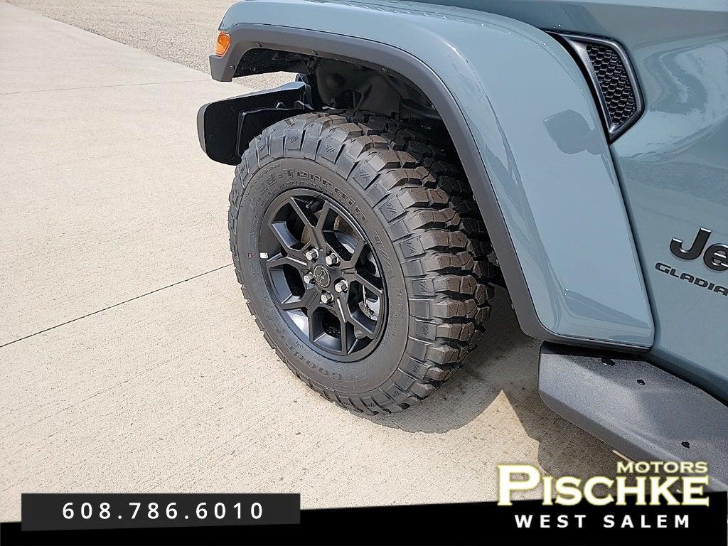 new 2025 Jeep Gladiator car, priced at $45,997