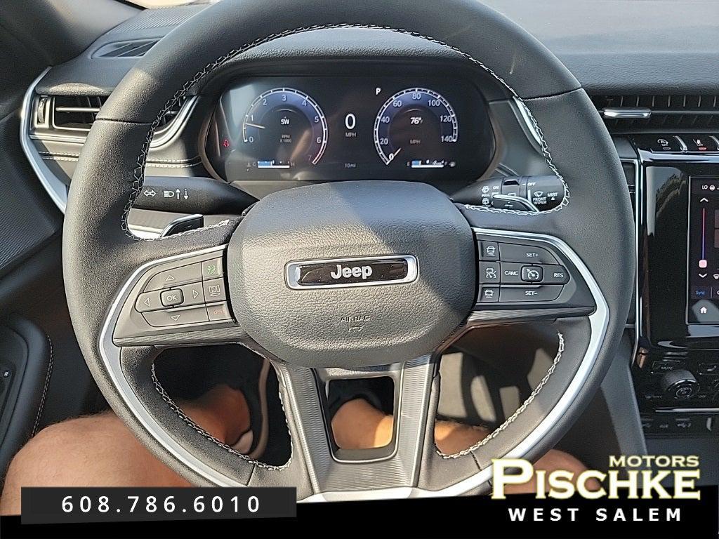 new 2025 Jeep Grand Cherokee car, priced at $43,999