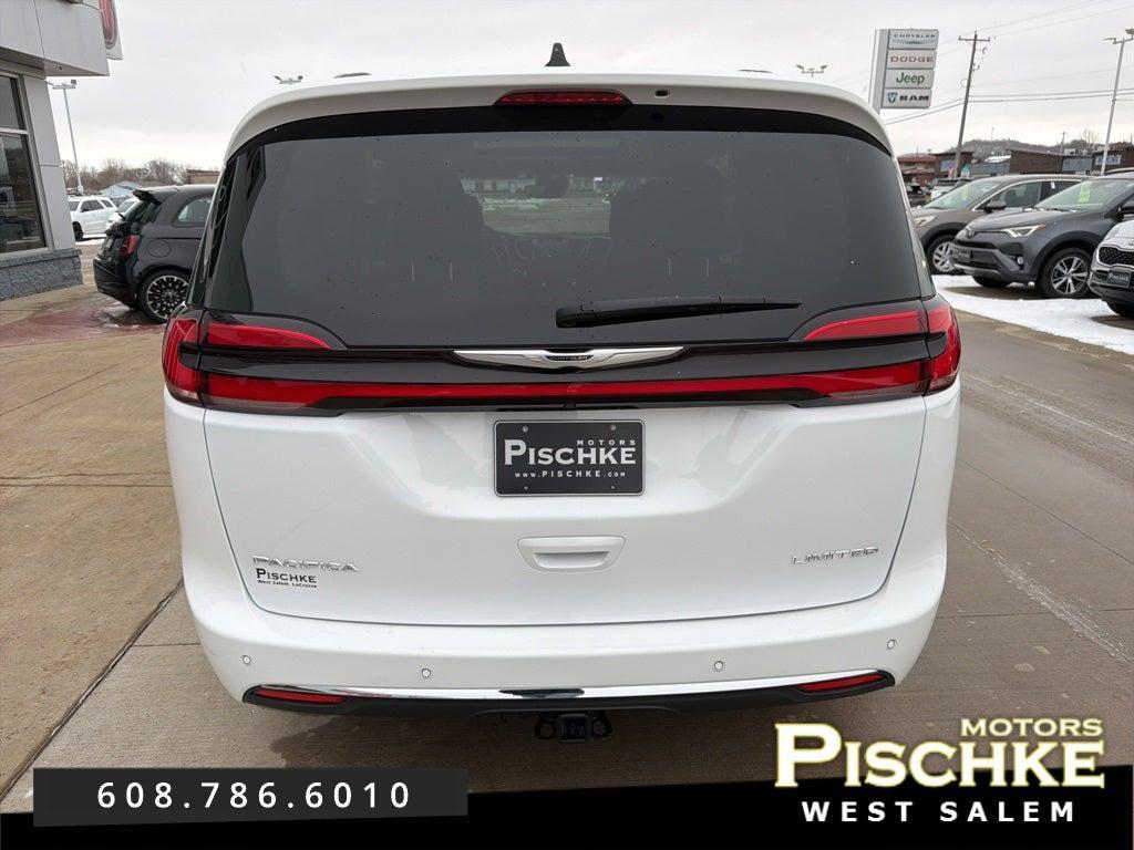 used 2023 Chrysler Pacifica car, priced at $35,990