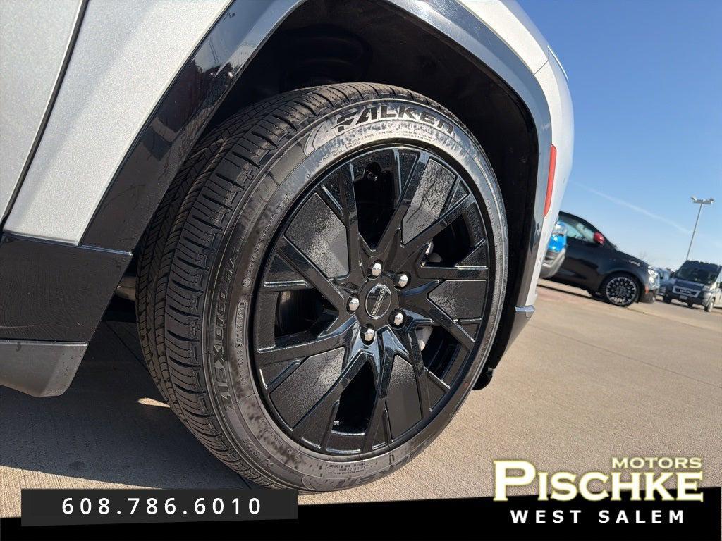 used 2024 Jeep Wagoneer S car, priced at $34,990