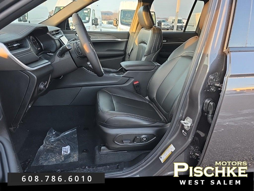 new 2025 Jeep Grand Cherokee car, priced at $51,449