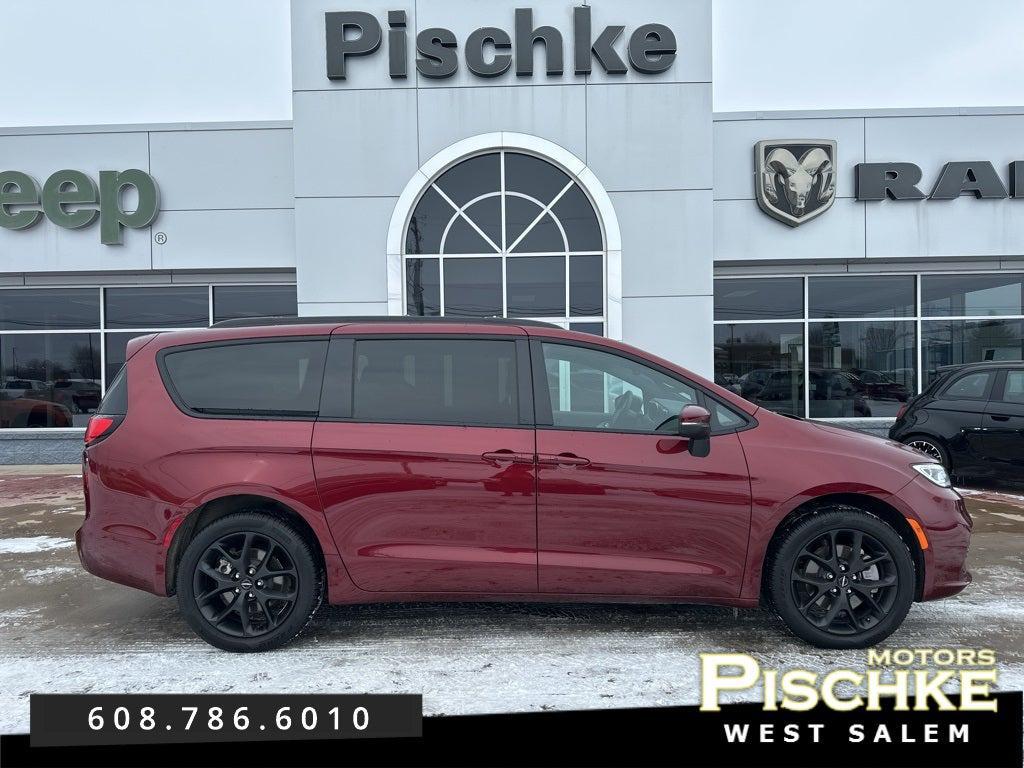 used 2023 Chrysler Pacifica car, priced at $36,990