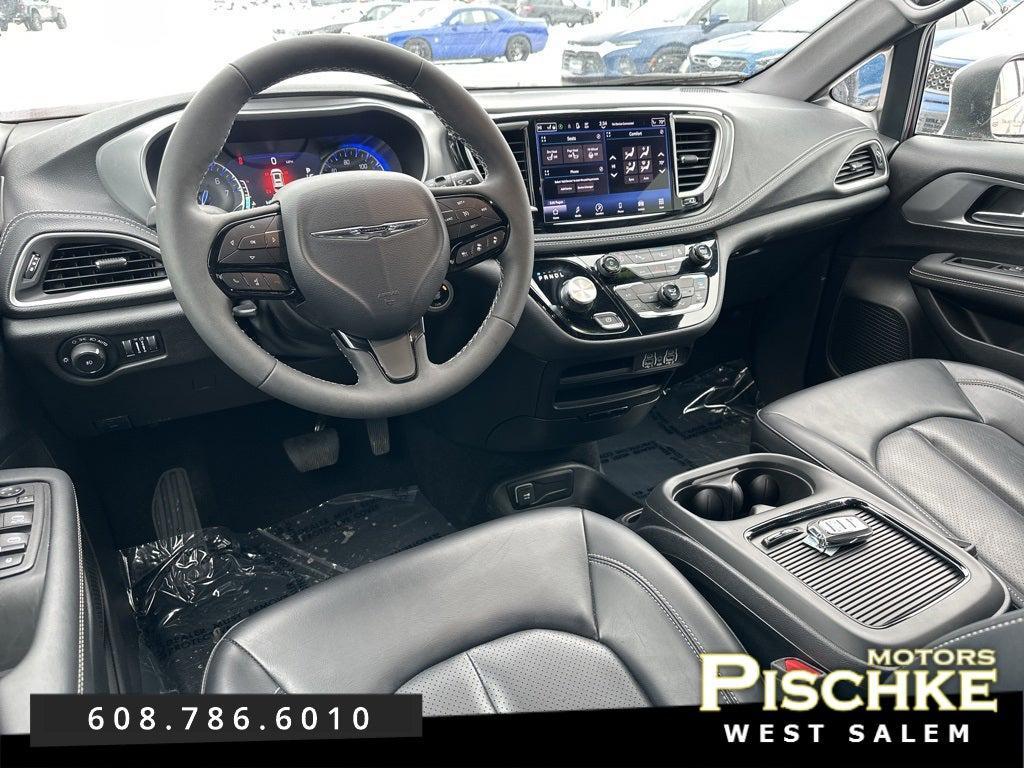 used 2023 Chrysler Pacifica car, priced at $36,990