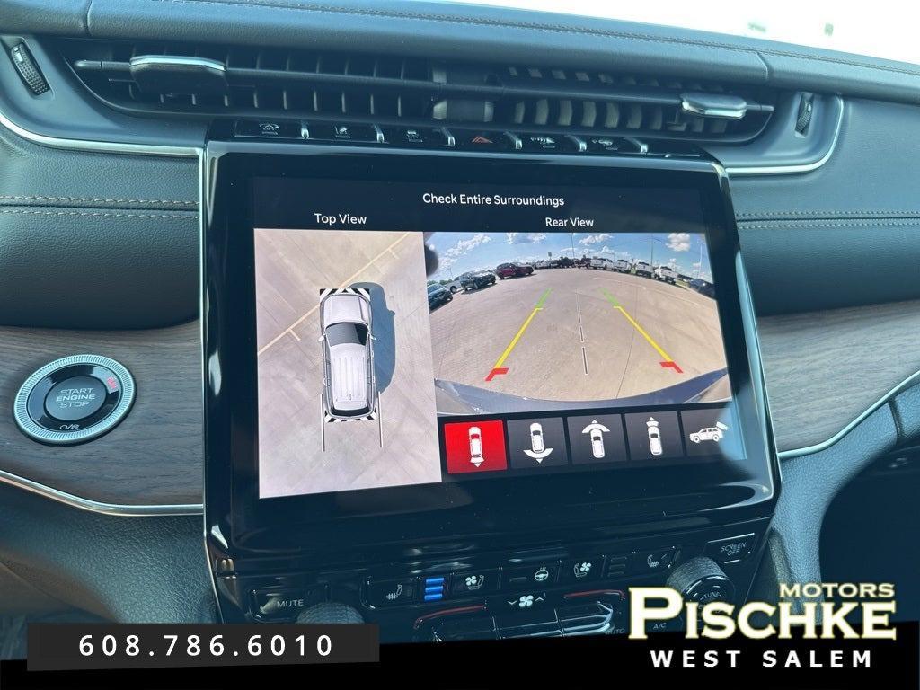 new 2025 Jeep Grand Cherokee L car, priced at $59,999