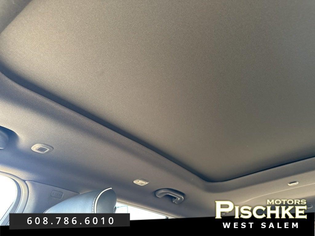 new 2025 Jeep Grand Cherokee L car, priced at $59,999