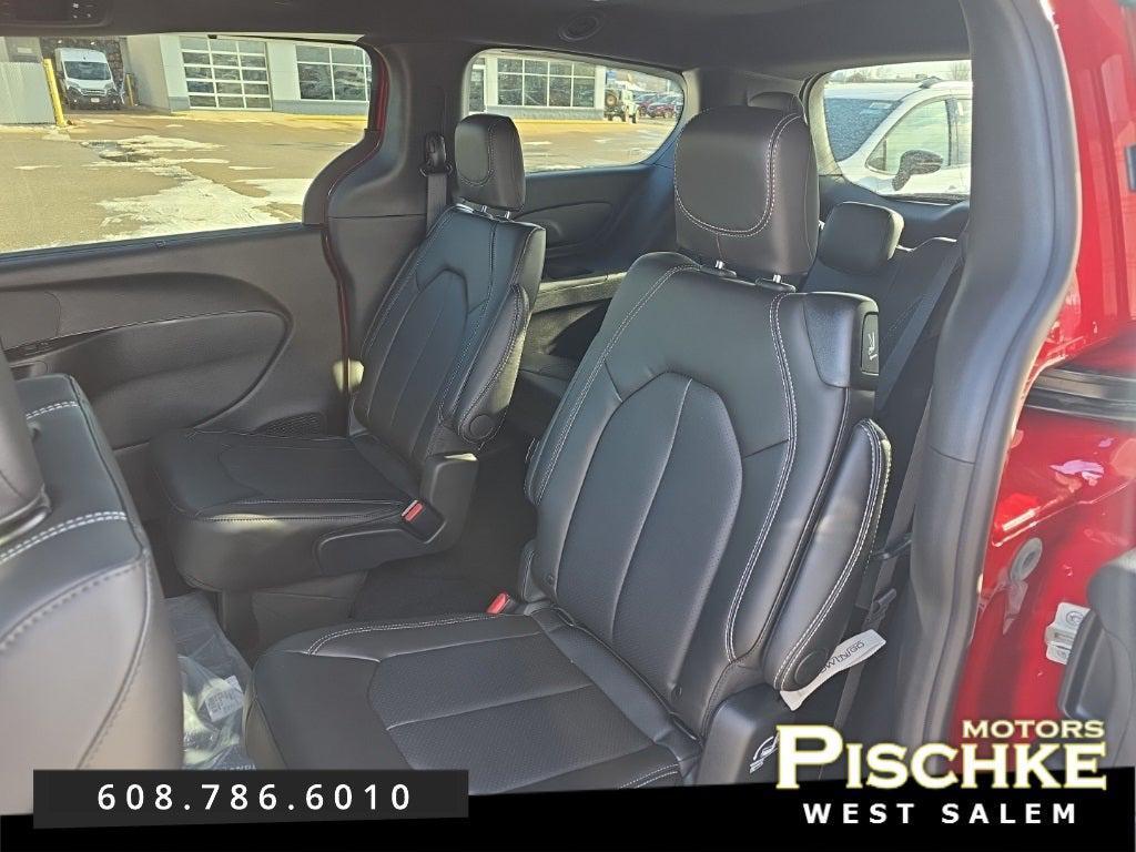 new 2026 Chrysler Pacifica car, priced at $41,684