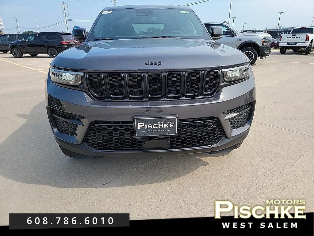 new 2025 Jeep Grand Cherokee car, priced at $43,999