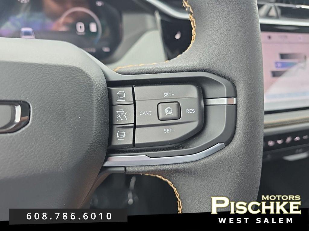 new 2026 Jeep Cherokee car, priced at $40,538