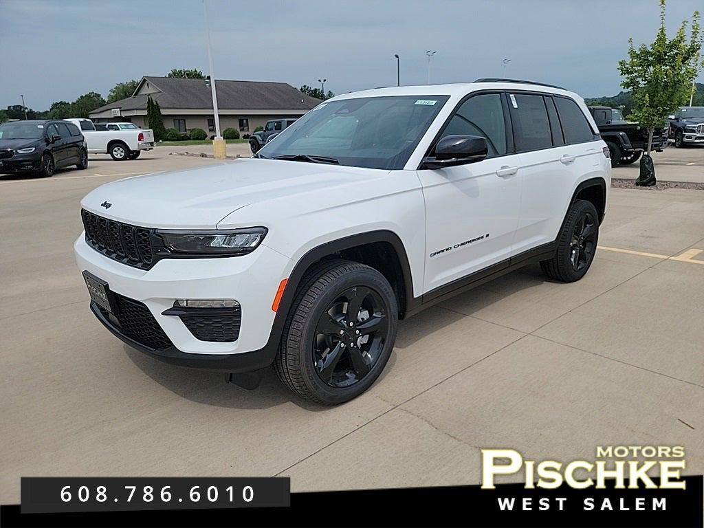 new 2025 Jeep Grand Cherokee car, priced at $48,997