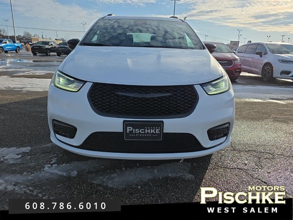 new 2026 Chrysler Pacifica car, priced at $43,550