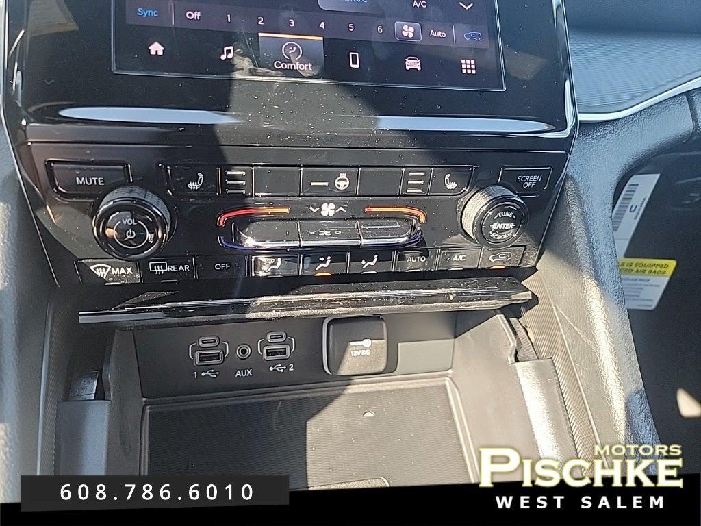 new 2025 Jeep Grand Cherokee car, priced at $39,997