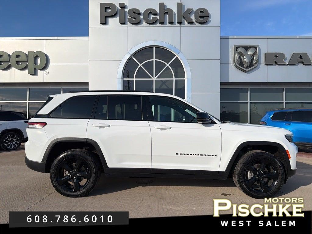 used 2023 Jeep Grand Cherokee car, priced at $34,990