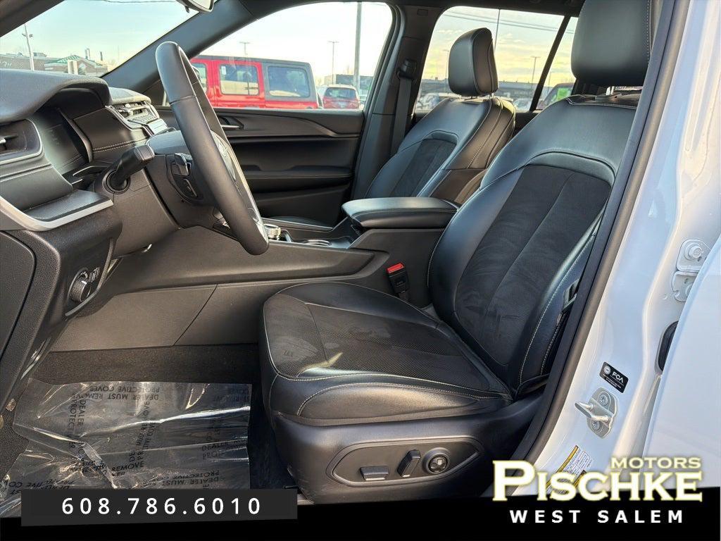 used 2023 Jeep Grand Cherokee car, priced at $34,990