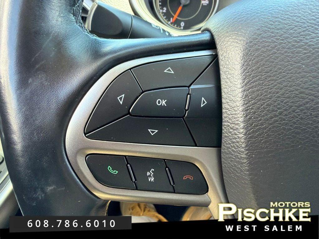 used 2020 Jeep Cherokee car, priced at $23,990