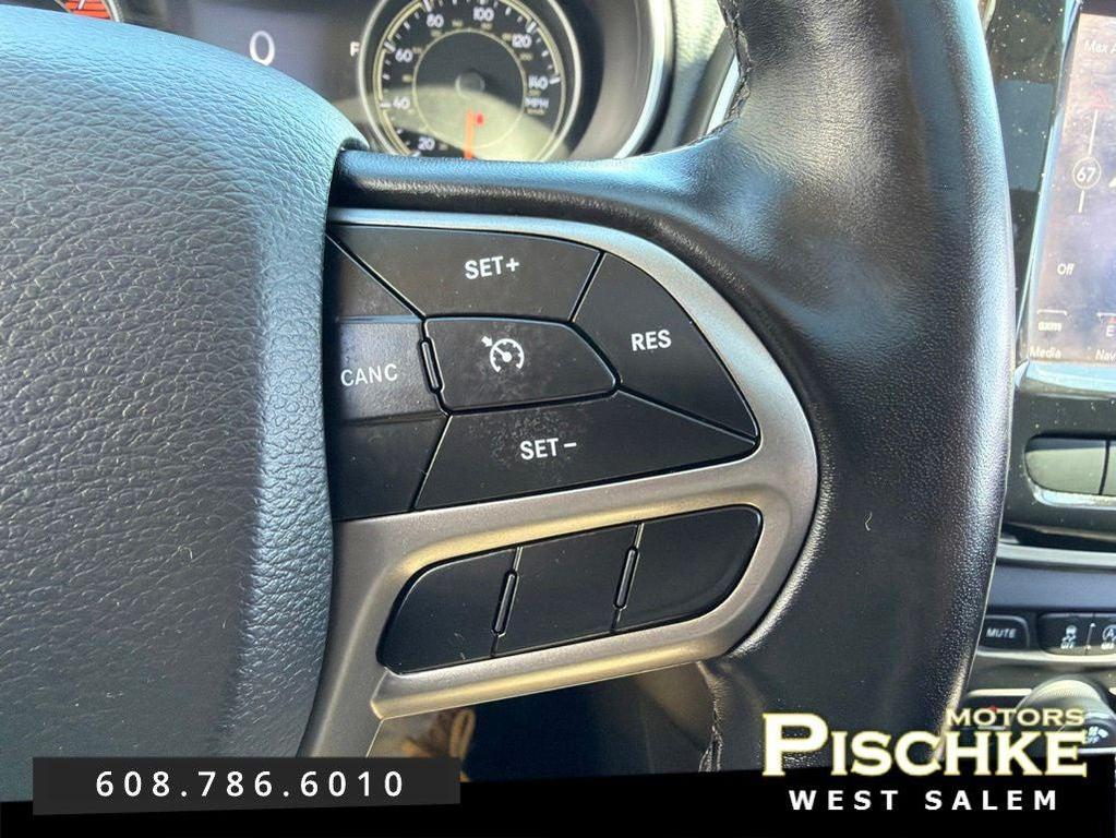 used 2020 Jeep Cherokee car, priced at $23,990