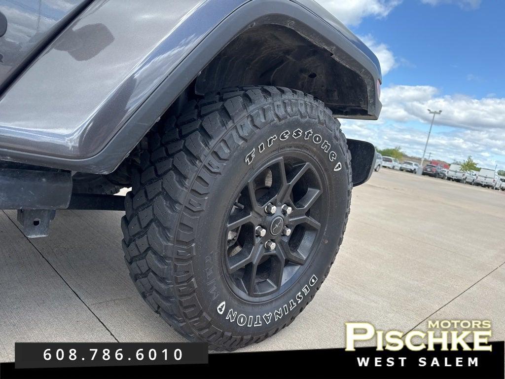 used 2024 Jeep Gladiator car, priced at $33,997