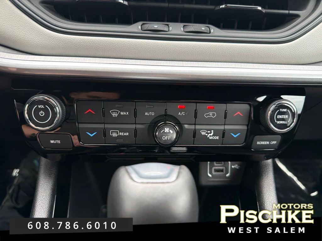 used 2025 Jeep Compass car, priced at $27,098