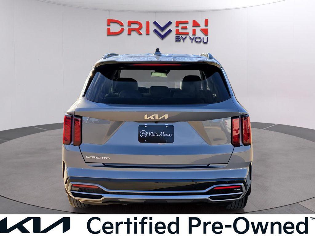 used 2023 Kia Sorento car, priced at $24,068