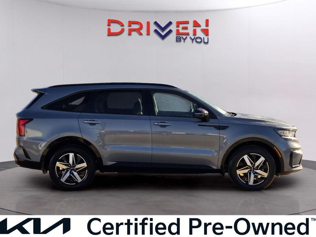 used 2023 Kia Sorento car, priced at $24,068