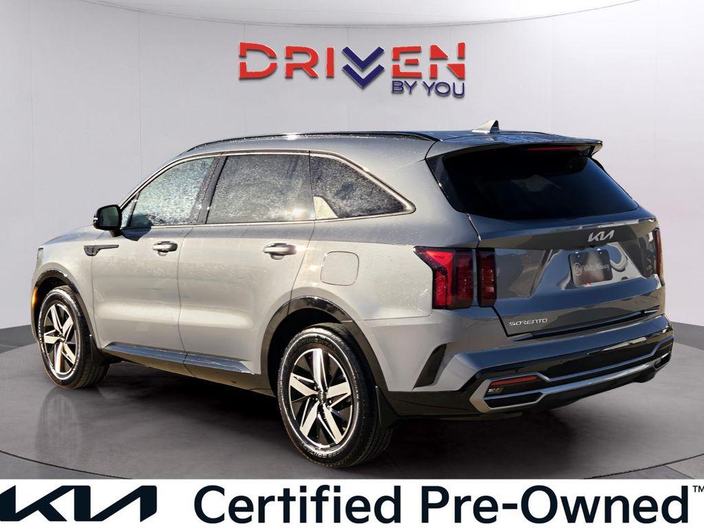 used 2023 Kia Sorento car, priced at $24,068