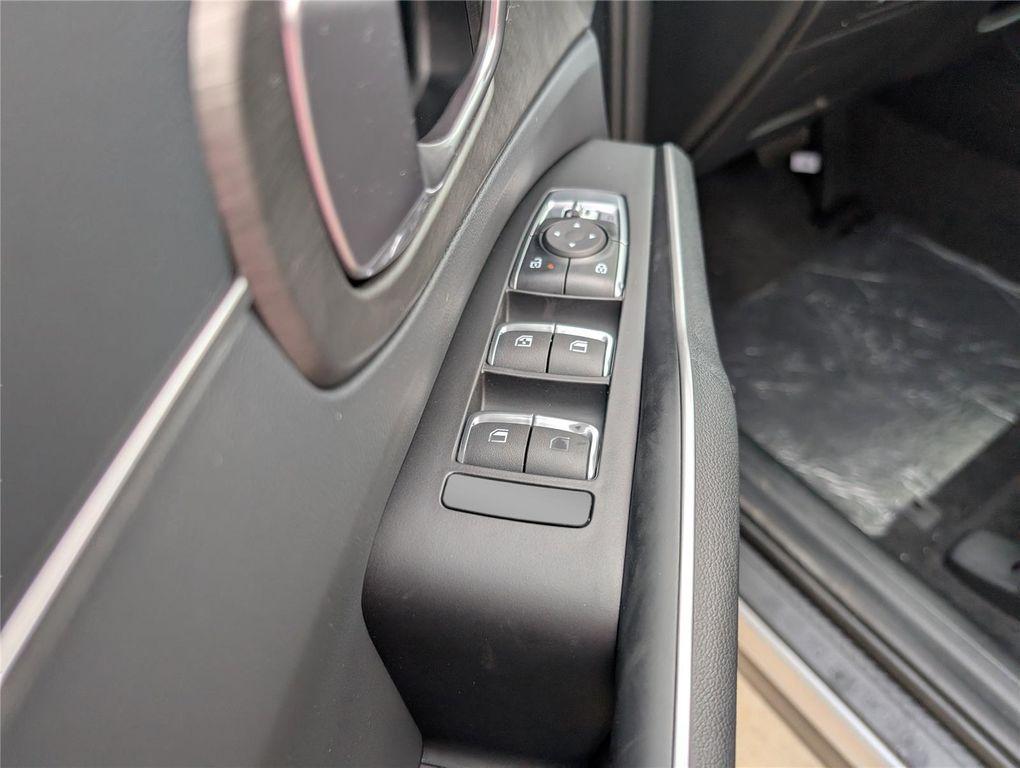 new 2026 Kia Sorento car, priced at $43,525