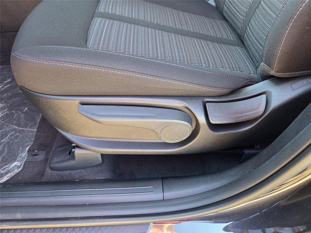 new 2026 Kia Sorento car, priced at $32,530