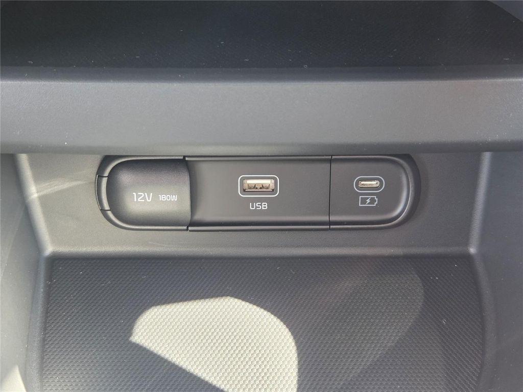 new 2026 Kia Seltos car, priced at $26,552